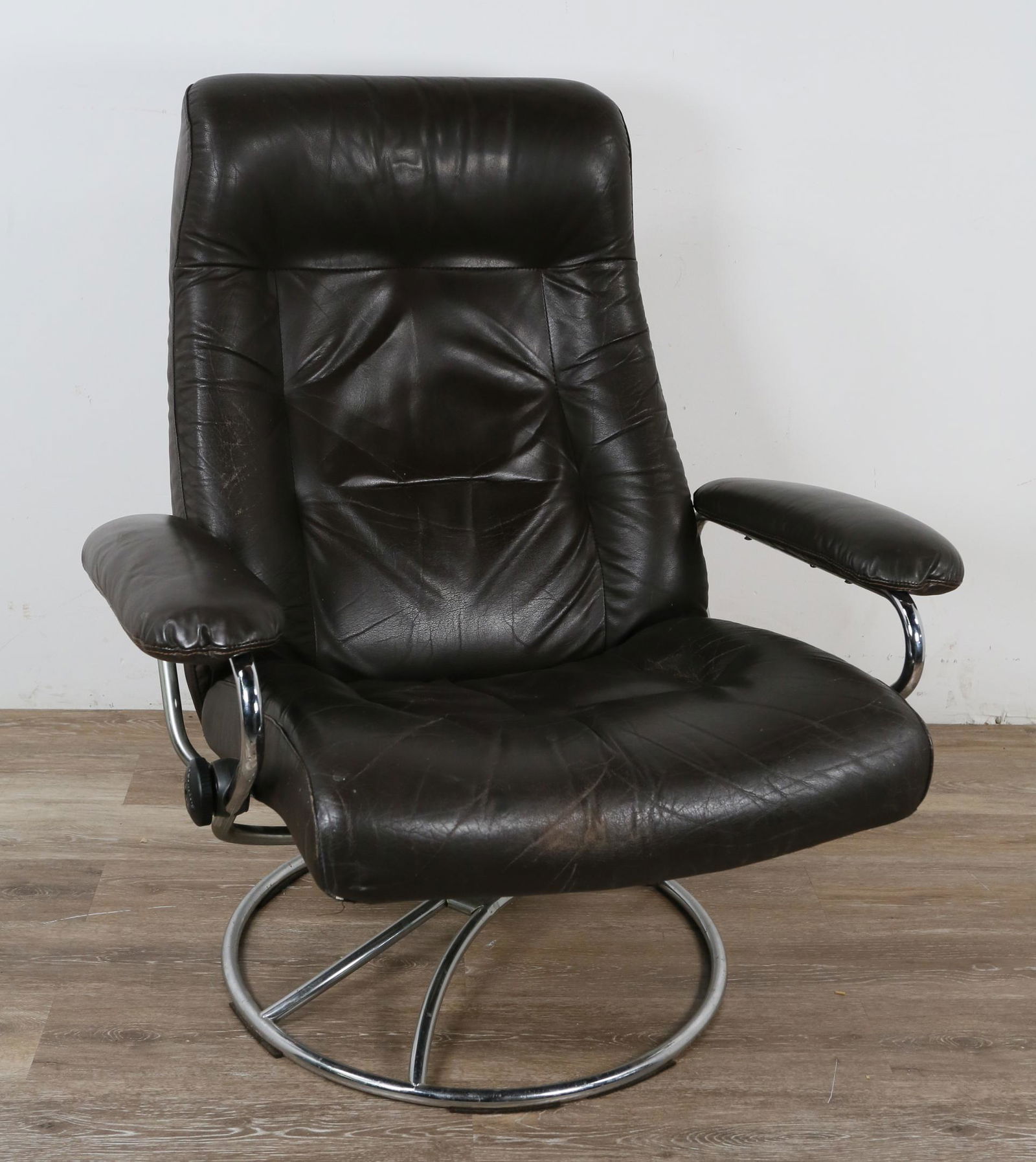 Ekornes Mid Century Stressless Lounge Chair (1 of 14)