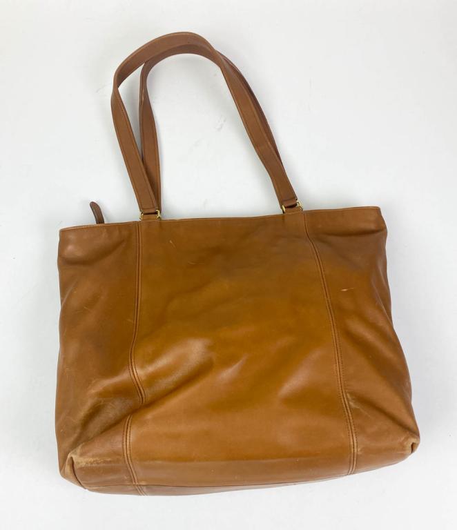 Coach Leather Tote (1 of 17)