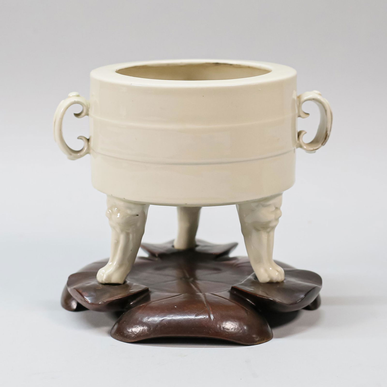 Blanc de Chine Chinese Porcelain Censer (1 of 18)
