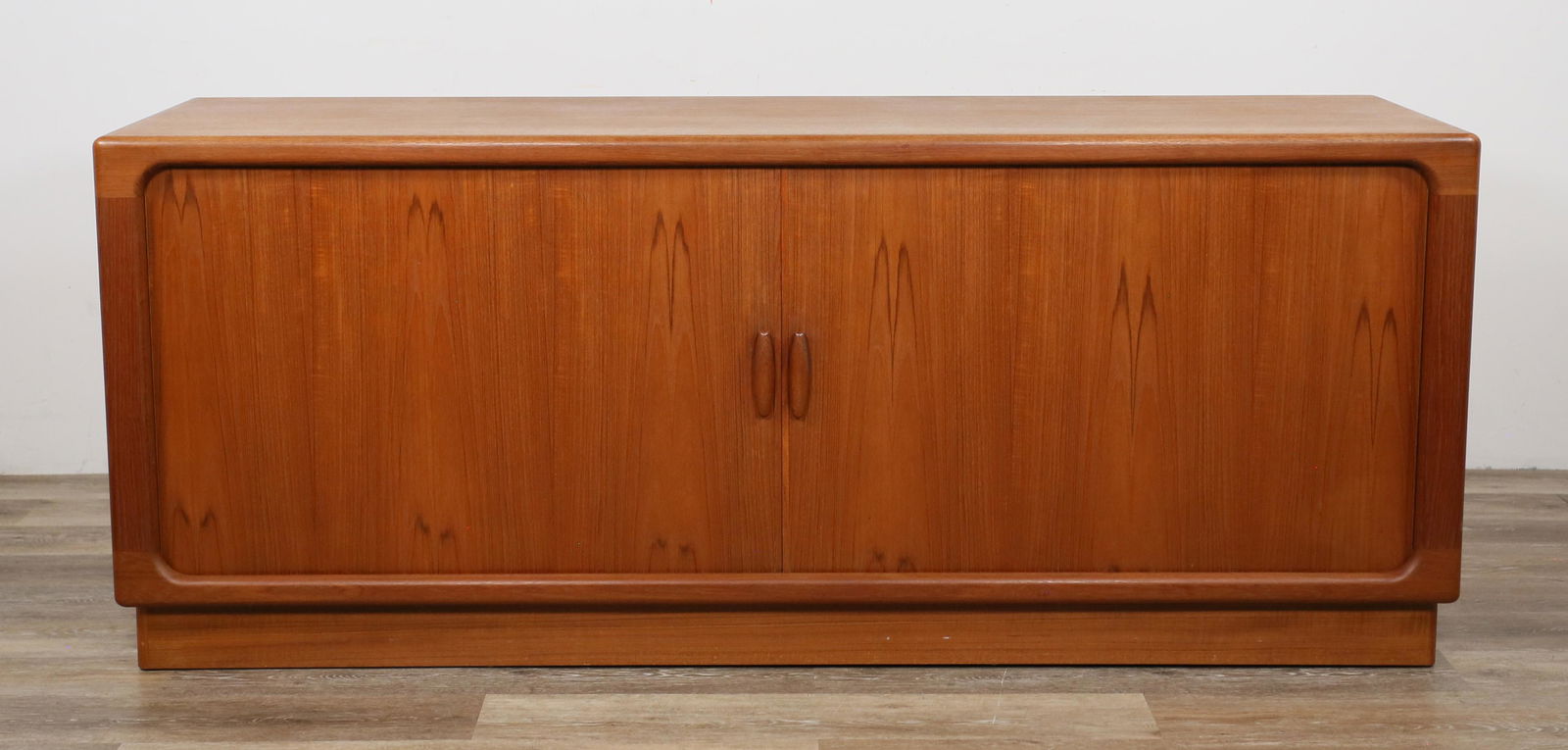 Dyrlund Danish Modern Office Credenza (1 of 11)