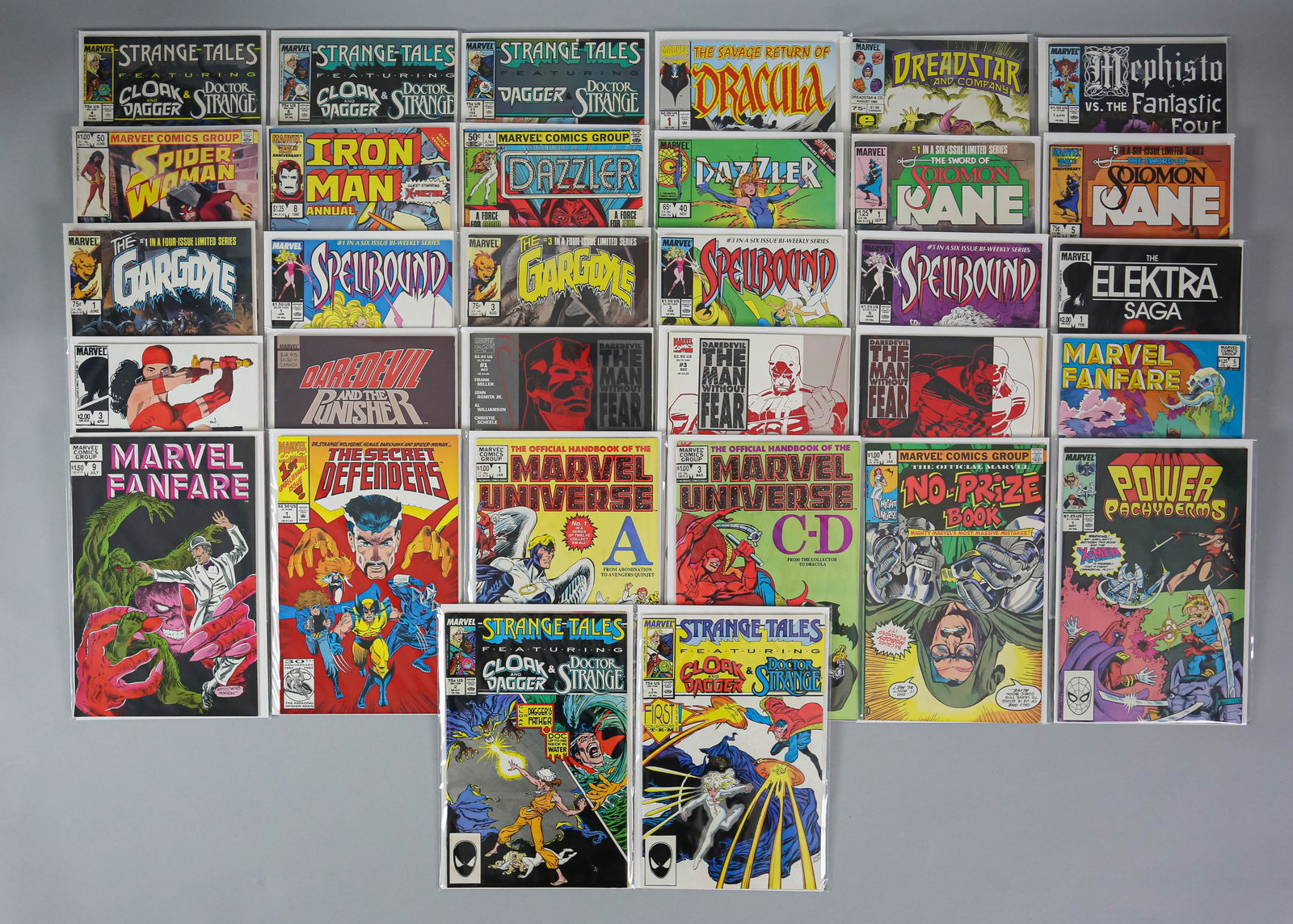 60 Marvel Comics Daredevil Doctor Strange Elektra (1 of 20)