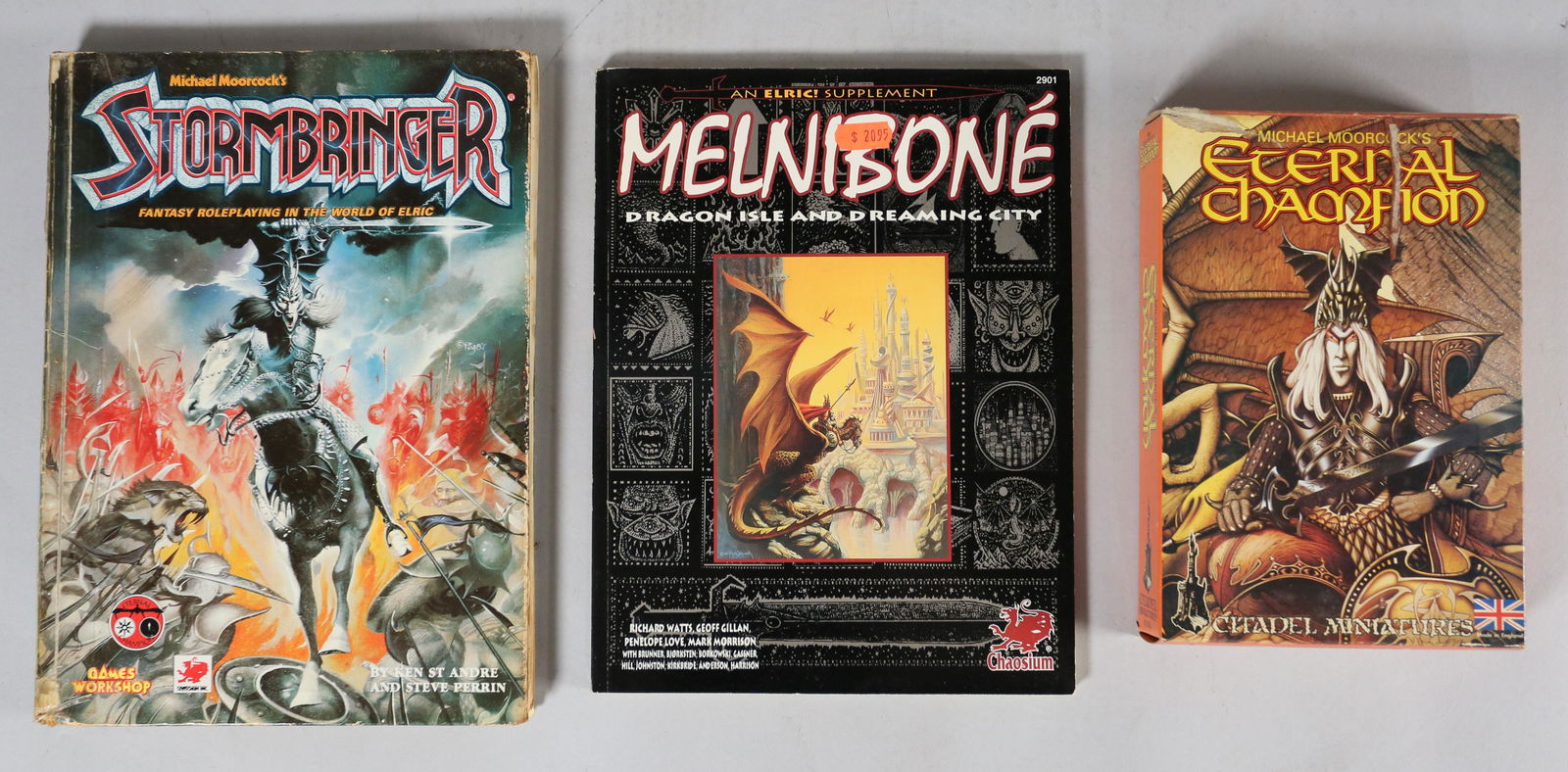 3 Fantasy Role Playing, Miniatures and Supplement (1 of 10)