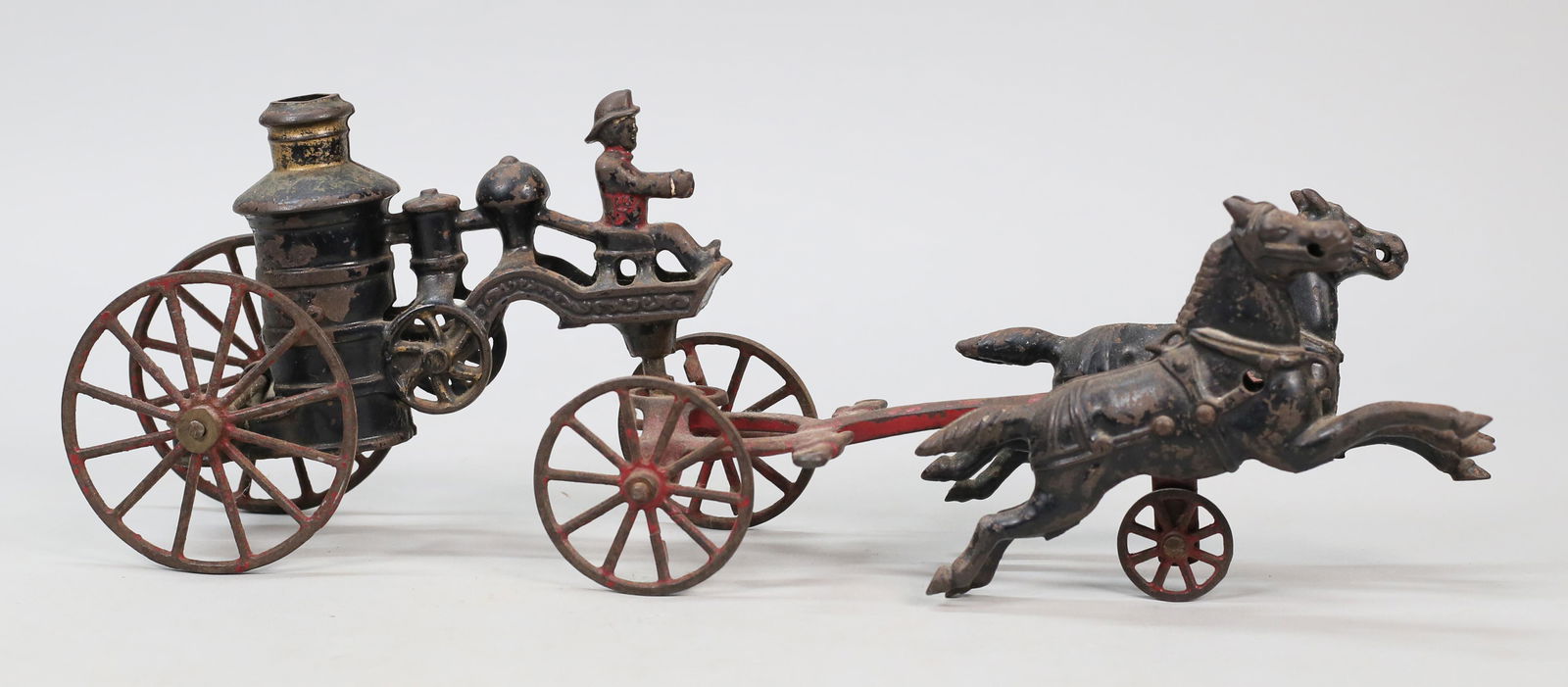 Cast Iron Fire Pumper Toy (1 of 16)