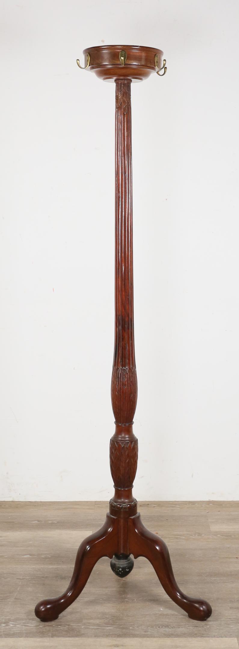 Chippendale Style Coat Tree (1 of 9)