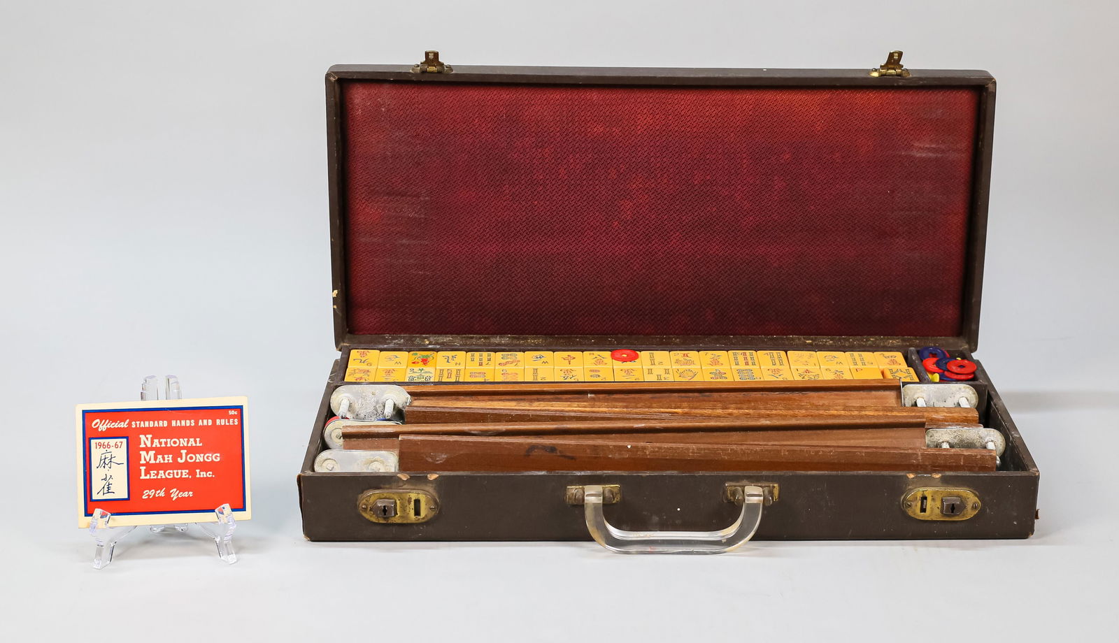 Mah Jongg Set in Case 158 Tiles (1 of 12)