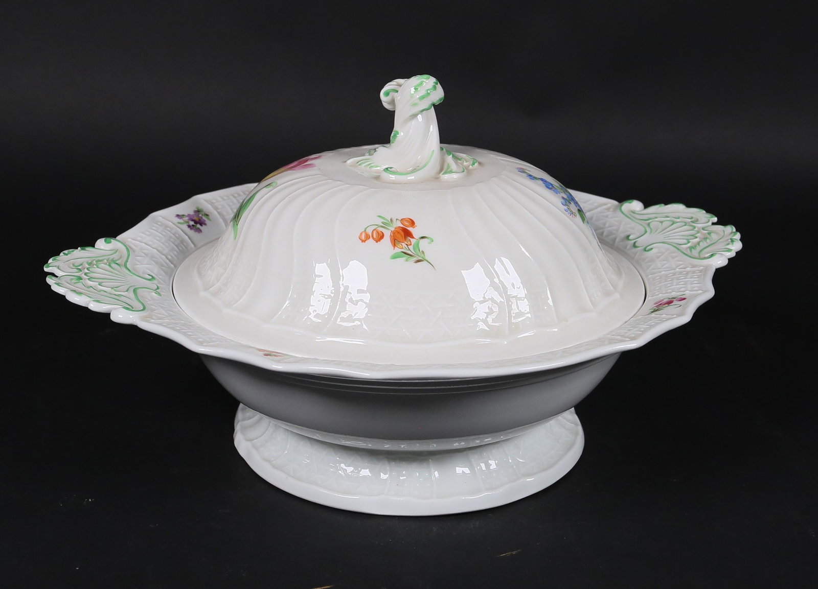 Meissen Porcelain Covered Vegetable: Meissen porcelain covered vegetable. Signed with double slashed crossed sword mark. Flake to interior. 13 1/4" diameter.