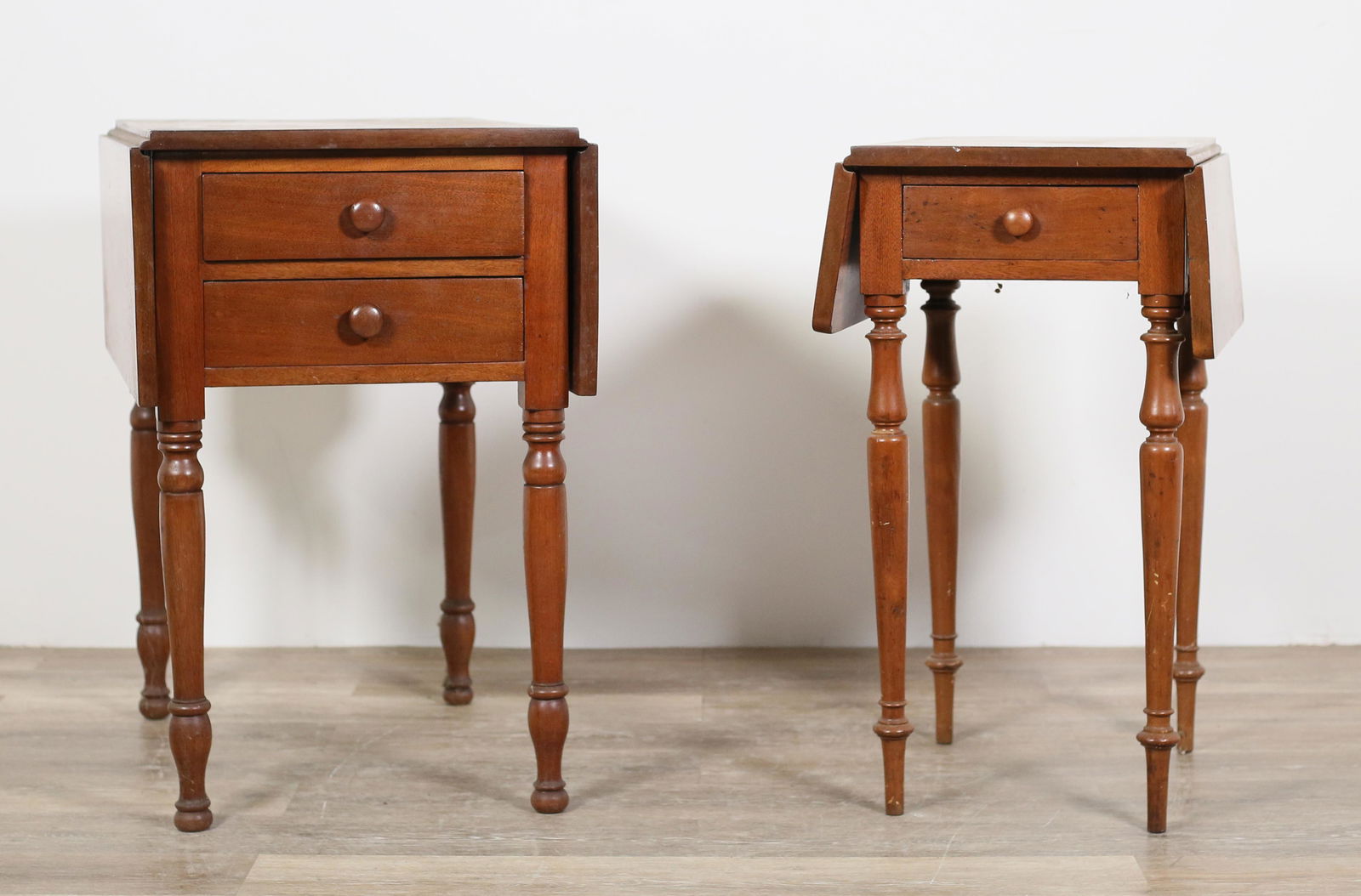 Two American Sheraton Drop Leaf Work Tables (1 of 20)