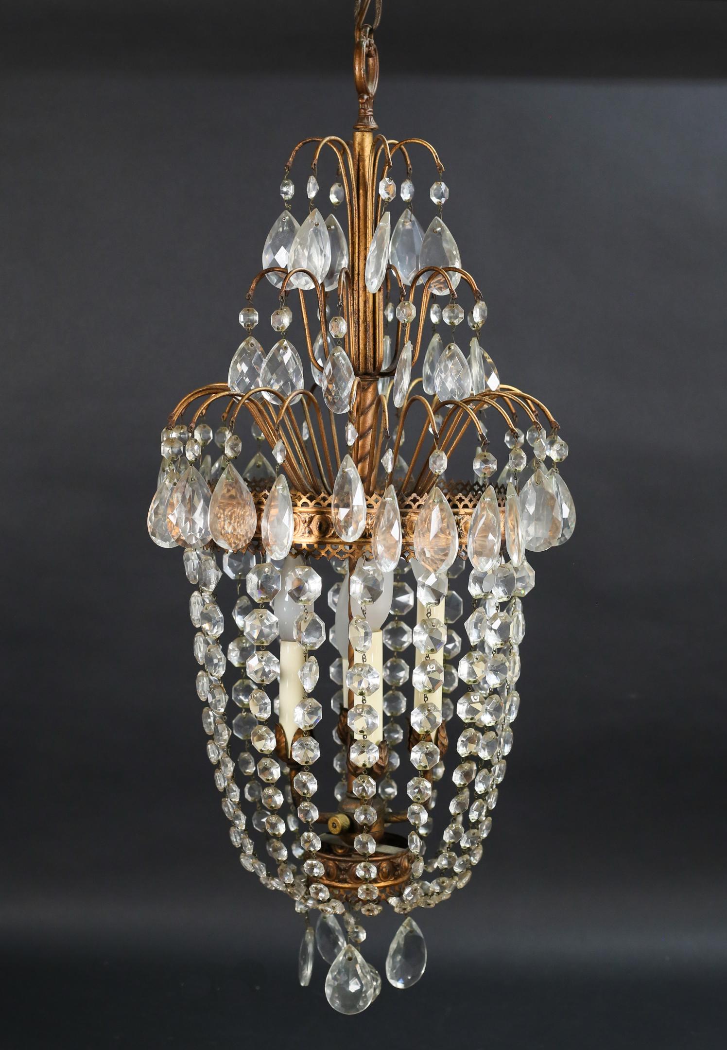 Hollywood Regency Chandelier (1 of 13)