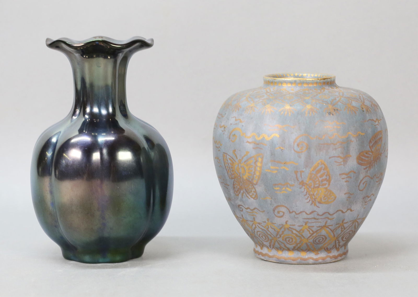 Art Glass Vase & Delft Porcelain Vase (1 of 11)