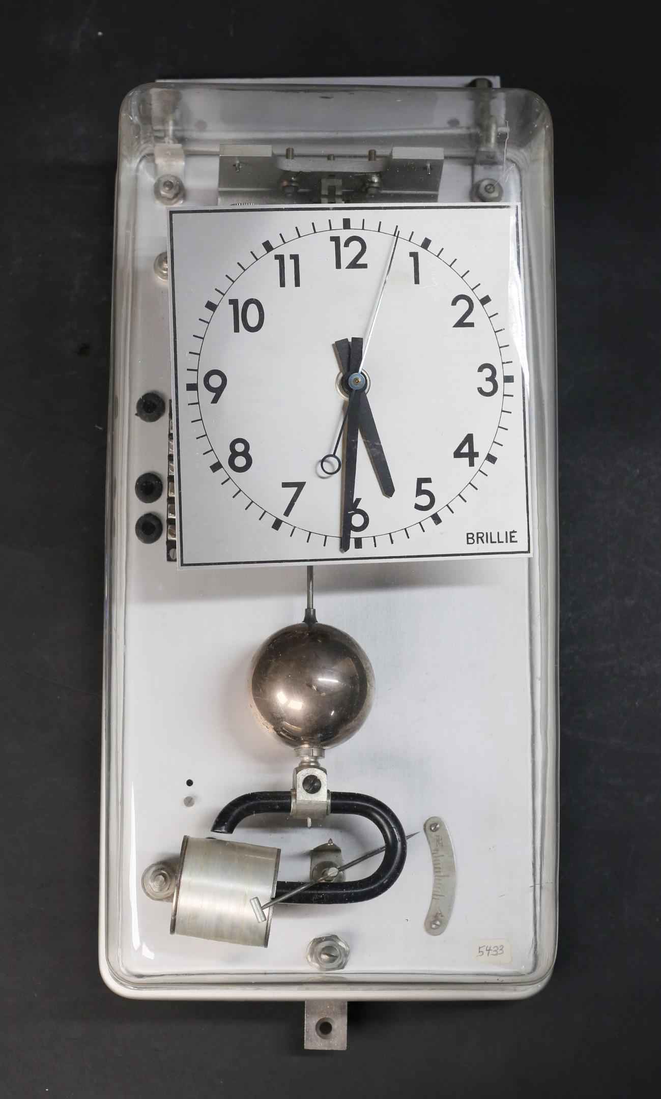 Brillie Master Clock (1 of 15)