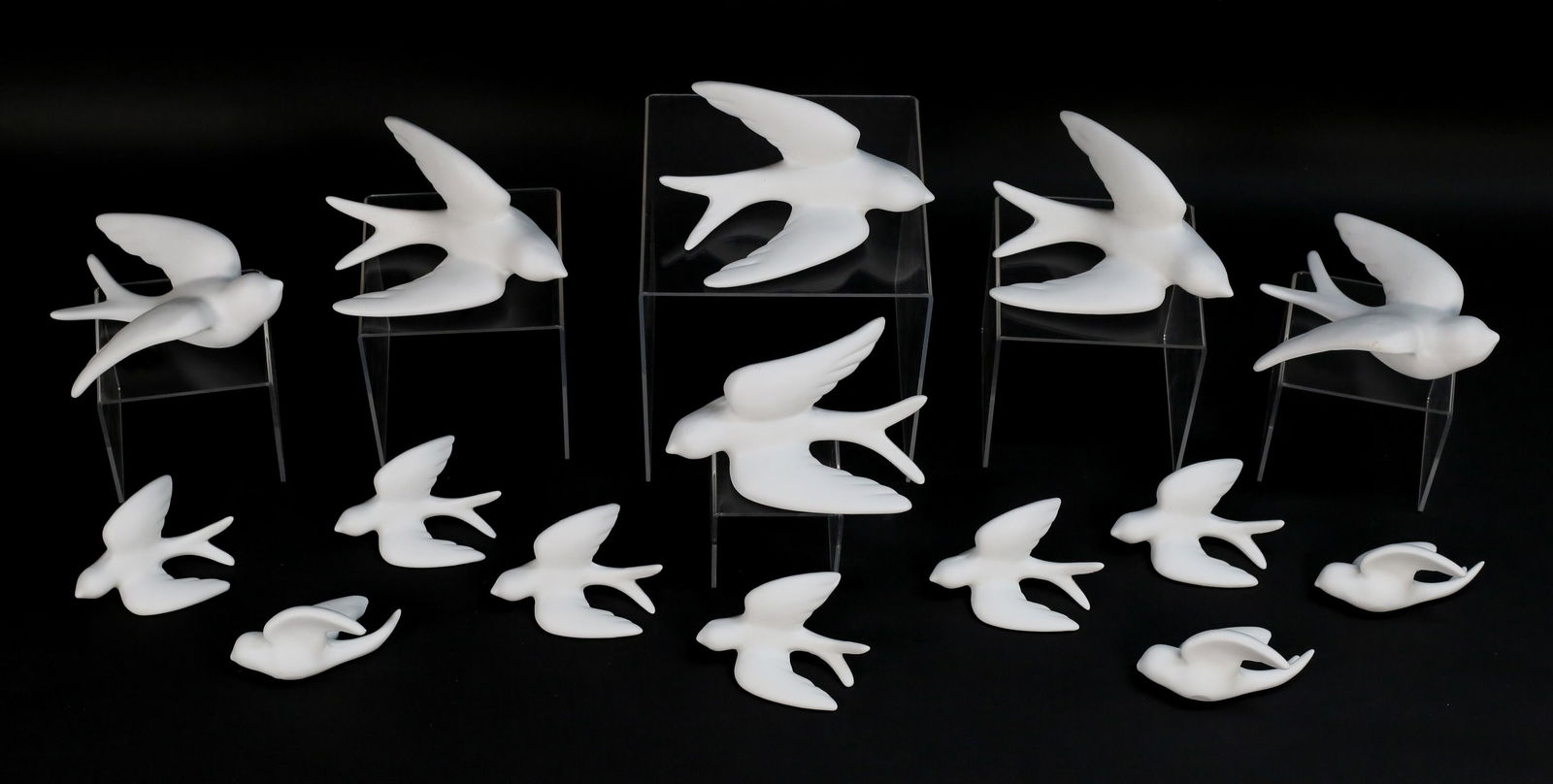 15 Bisque Porcelain Doves (1 of 16)