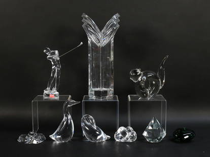 9 Piece Crystal Lot Steuben, Baccarat, Mikasa: 9 piece crystal lot including: Steuben goose and gander, Puppy Love hand cooler; Baccarat golfer, green heart paperweight, triple heart paperweight; Mikasa flower vase, unsigned diamond paperweight, u