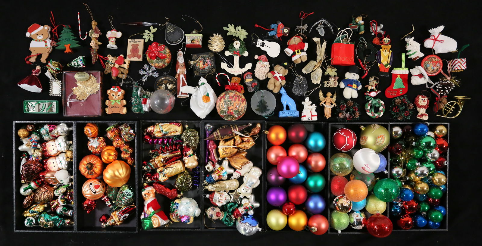 Lot of Christmas Ornaments & Decorations (1 of 20)