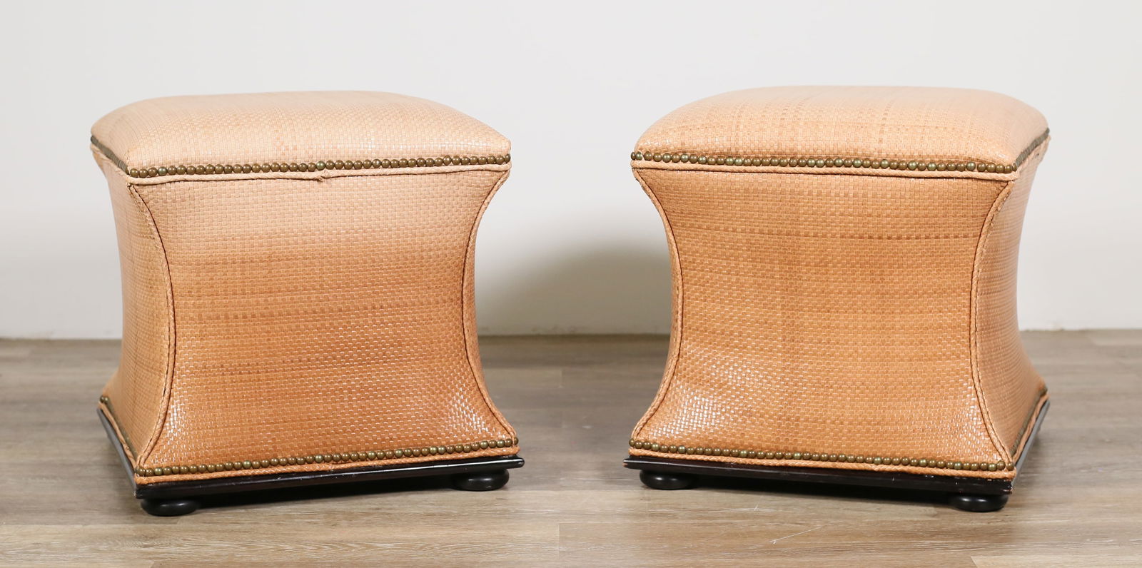 Pair Henredon Hollywood Regency Style Footstools (1 of 15)