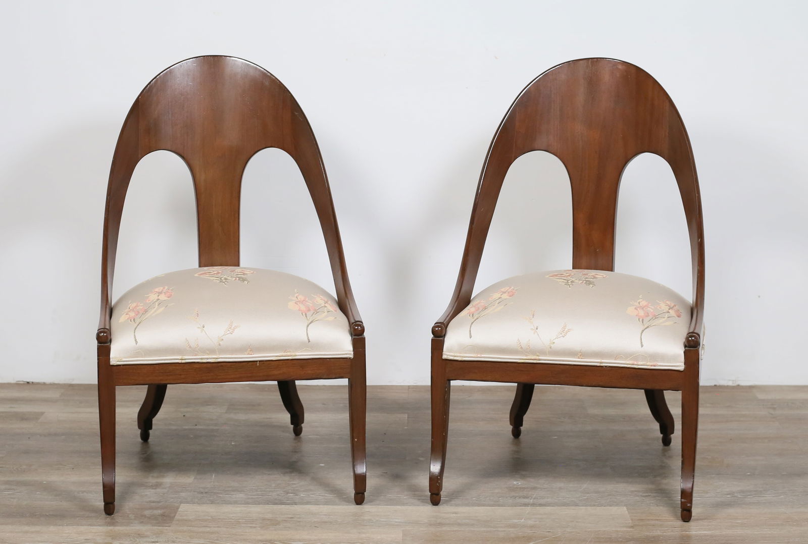 Pair of Regency Style Spoonback Chairs (1 of 20)