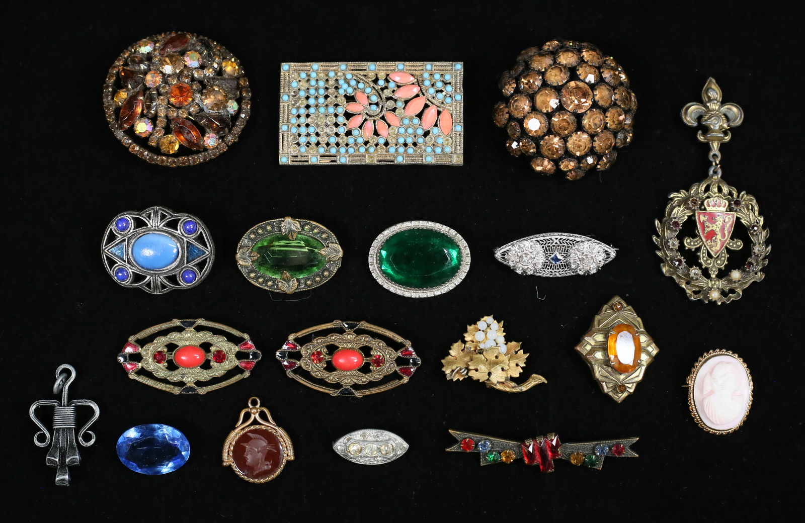 Lot of Vintage Pins & Brooches (1 of 18)