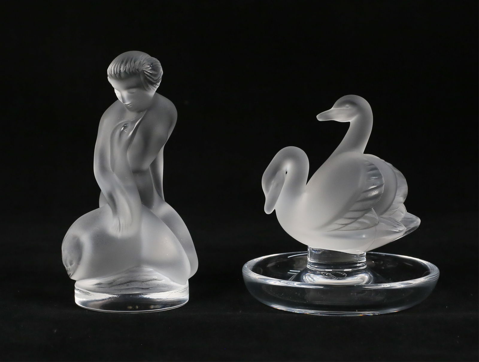 2 Pieces Lalique Ring Dish & Figure (1 of 13)