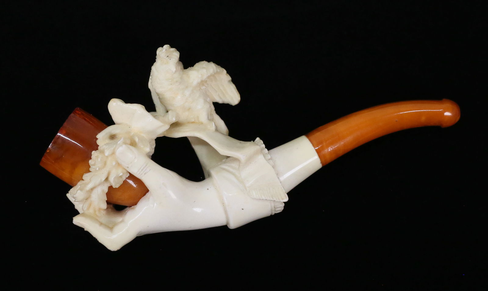 Figural Meerschaum Pipe Hand With Bird (1 of 10)