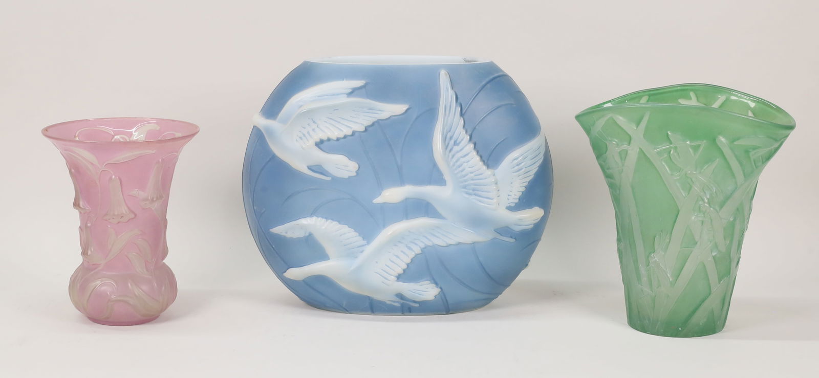 3 Consolidated Phoenix Glass Vases (1 of 20)