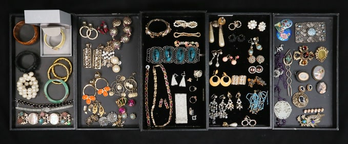 Lot of Vintage Costume Jewelry