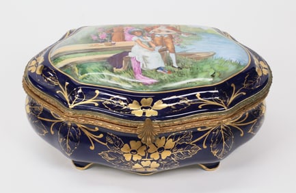 Sevres Style Chateau des Etoiles Porcelain Box