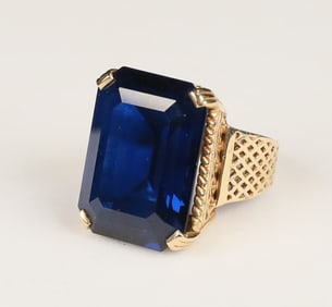 14k Gold & Sapphire Ring