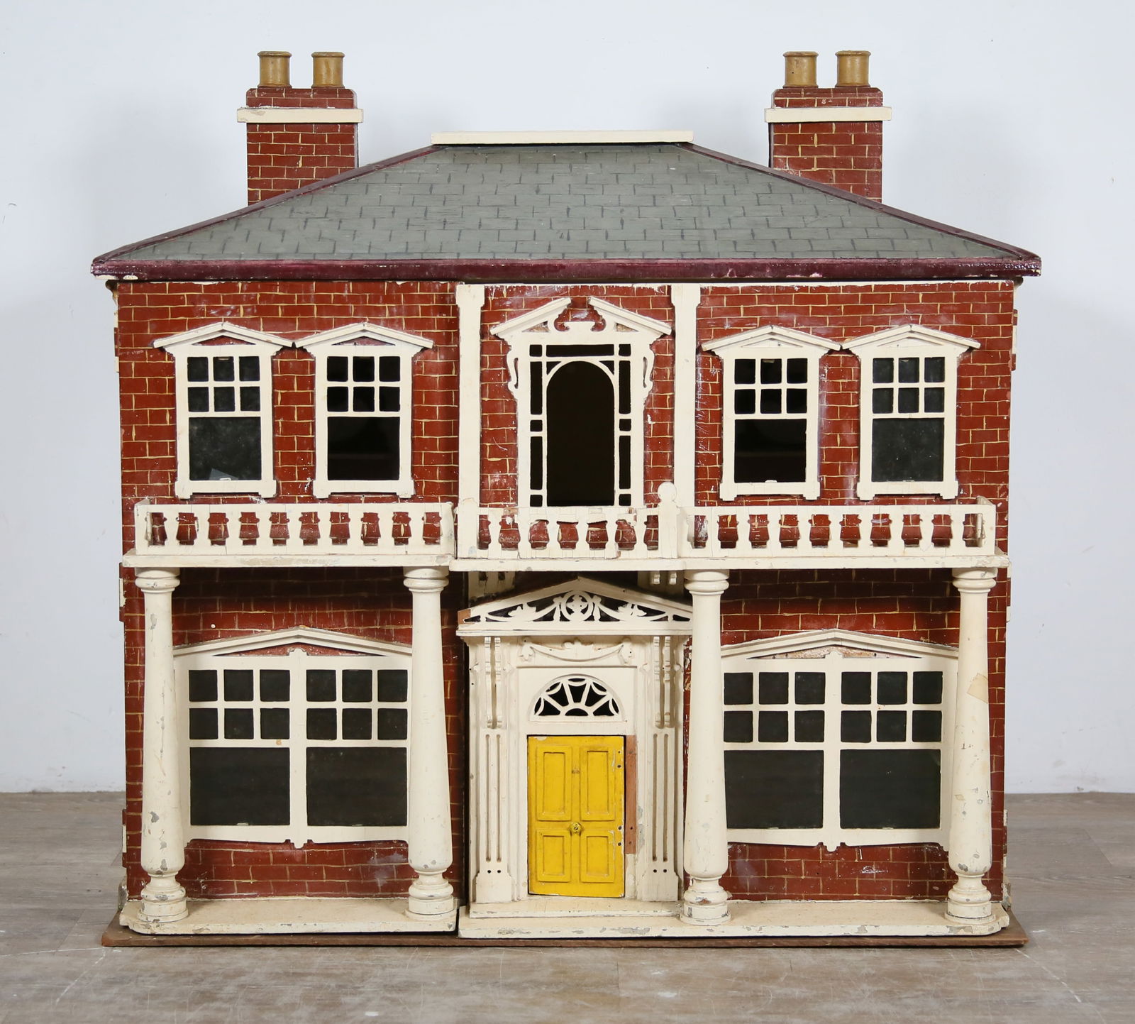 Georgian Style Wooden Dollhouse (1 of 20)