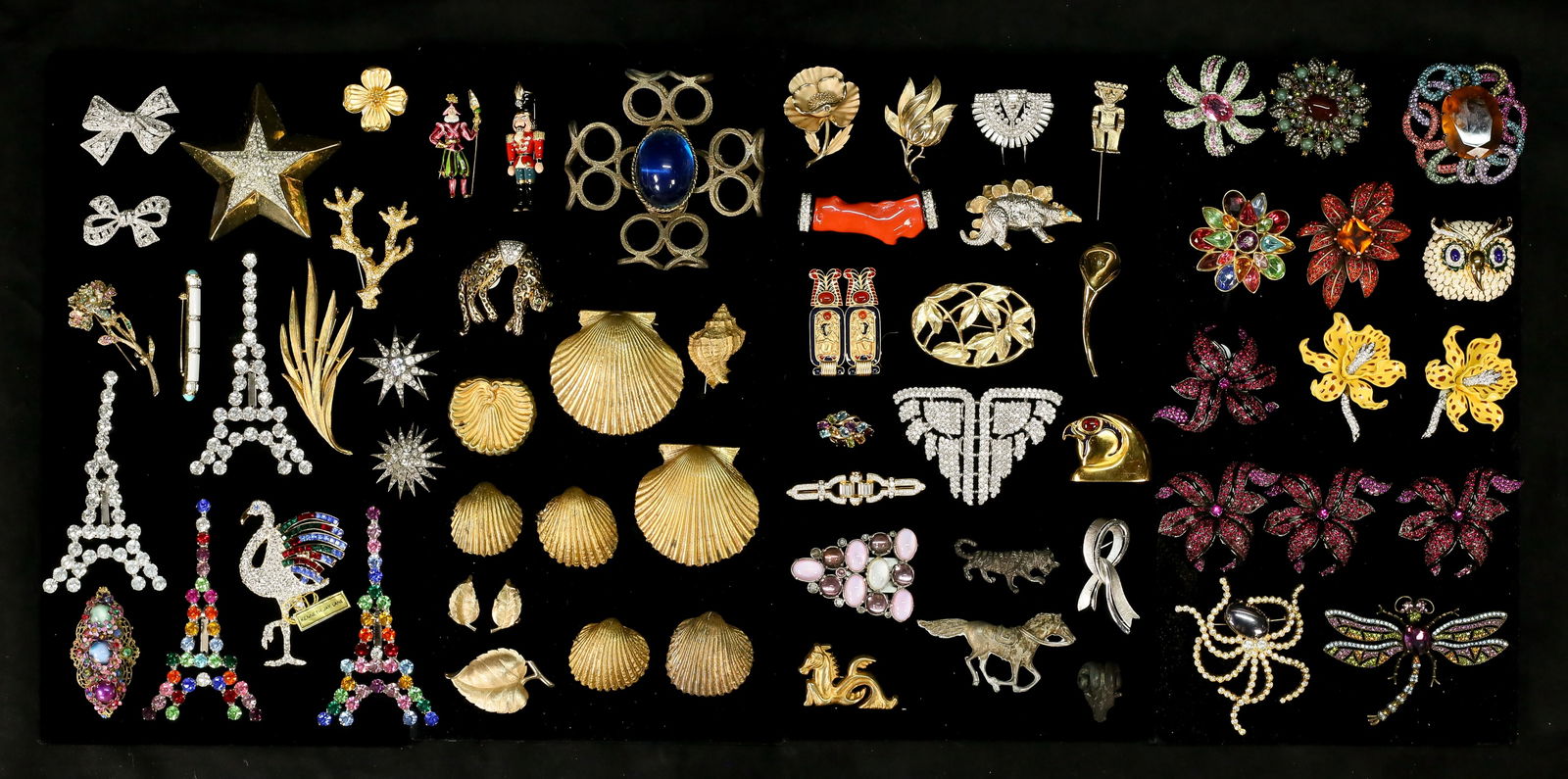 Lot of Vintage Costume & Designer Jewelry Brooches (1 of 20)