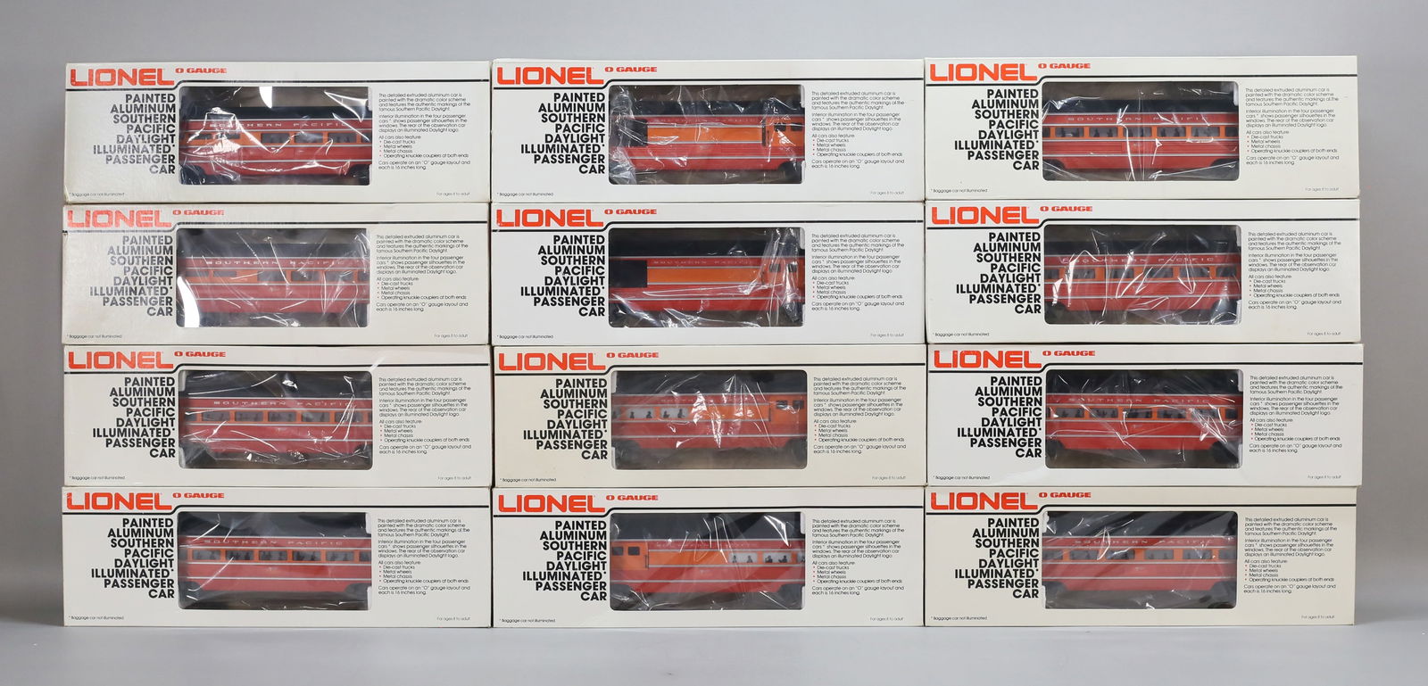 12 Lionel O Gauge Southern Pacific Cars (1 of 20)