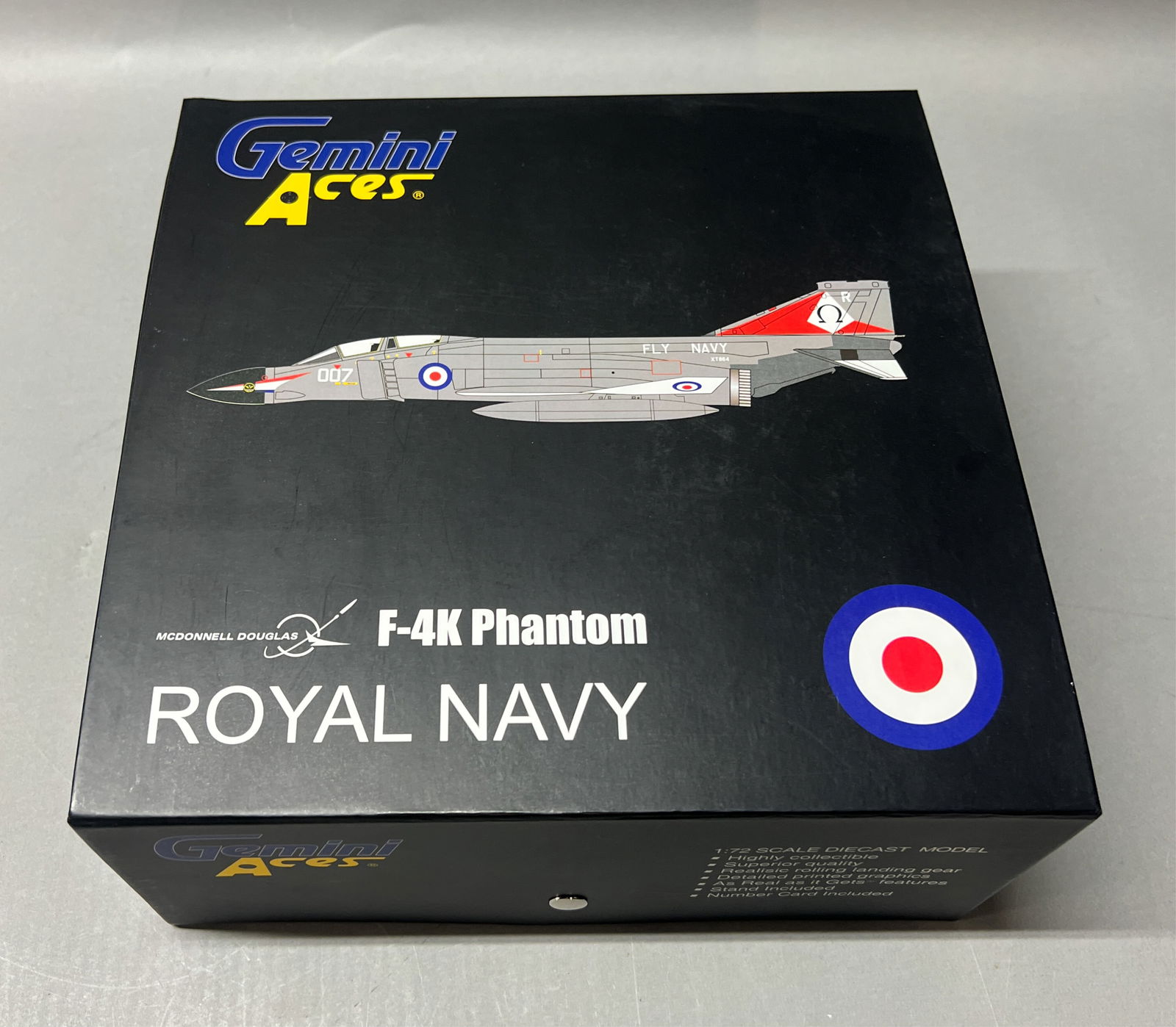 Gemini Aces F-4K Phantom Royal Navy Model 1:72 (1 of 3)