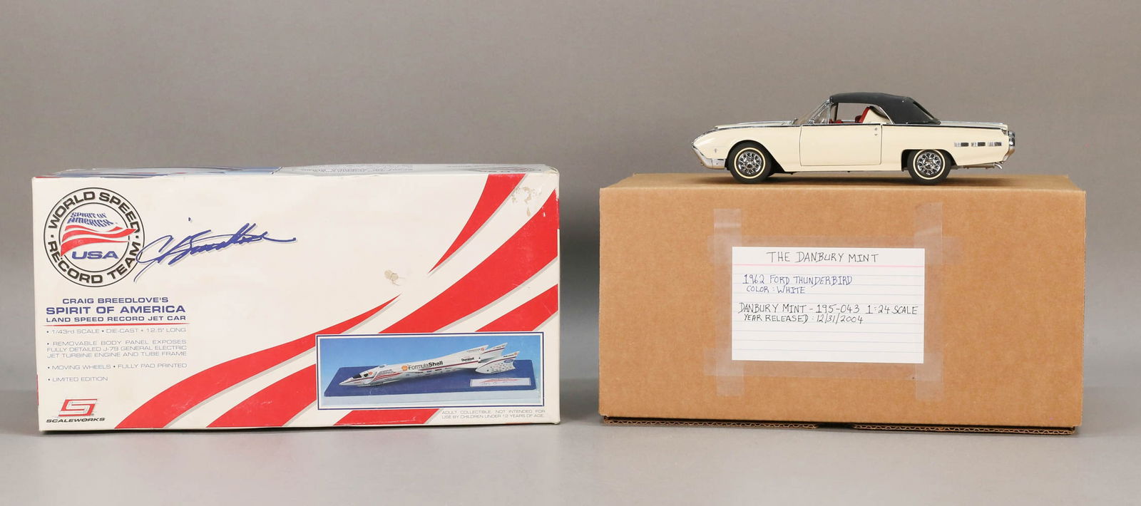 Lot of 2 - Danbury Mint Thunderbird/Jet Car Spirit (1 of 11)