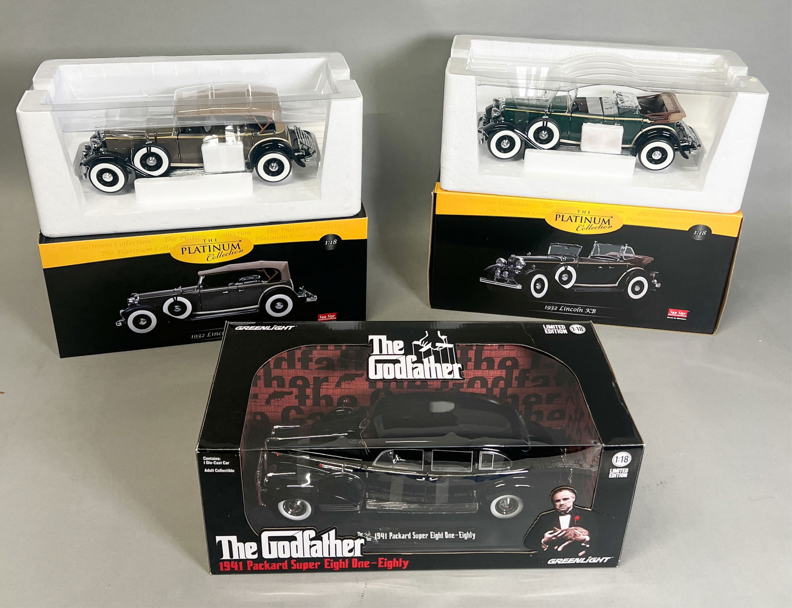 3 Car Models 1:18 1932 Lincoln KB and 1941 Packard (1 of 5)