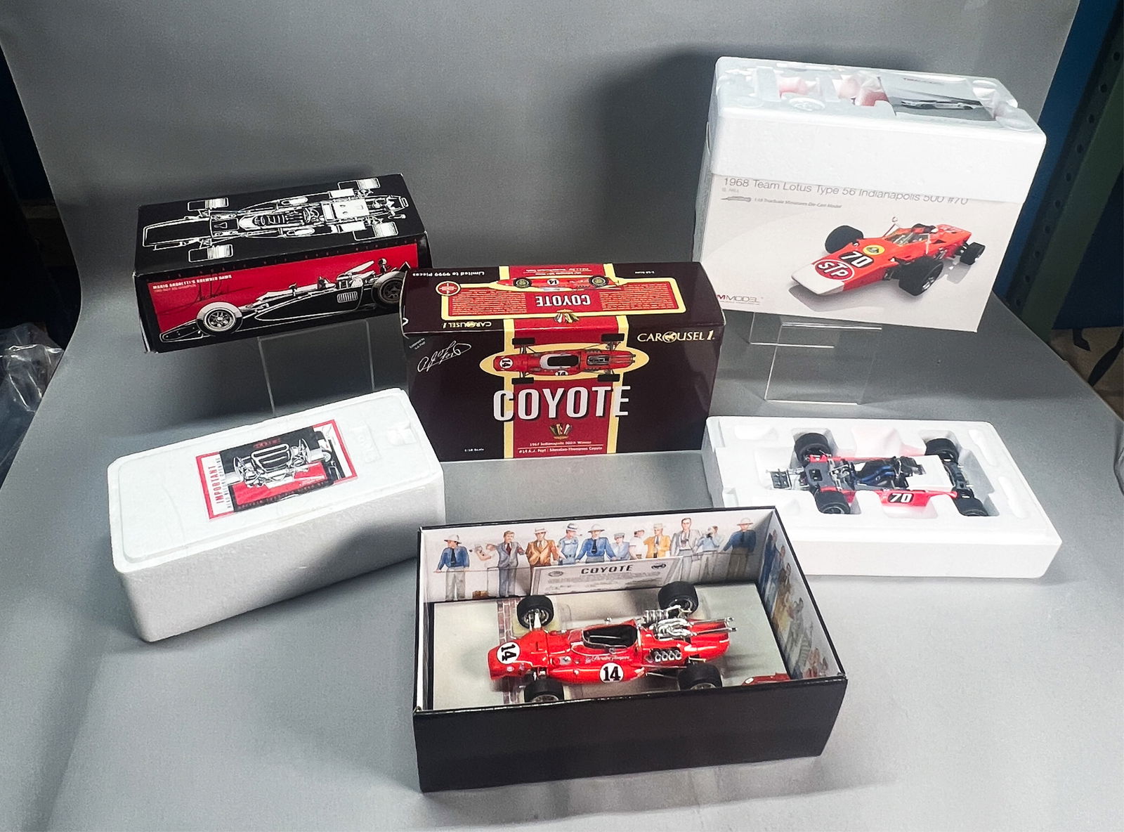Lot of 3 - 1:18 Scale Model Cars (1 of 8)