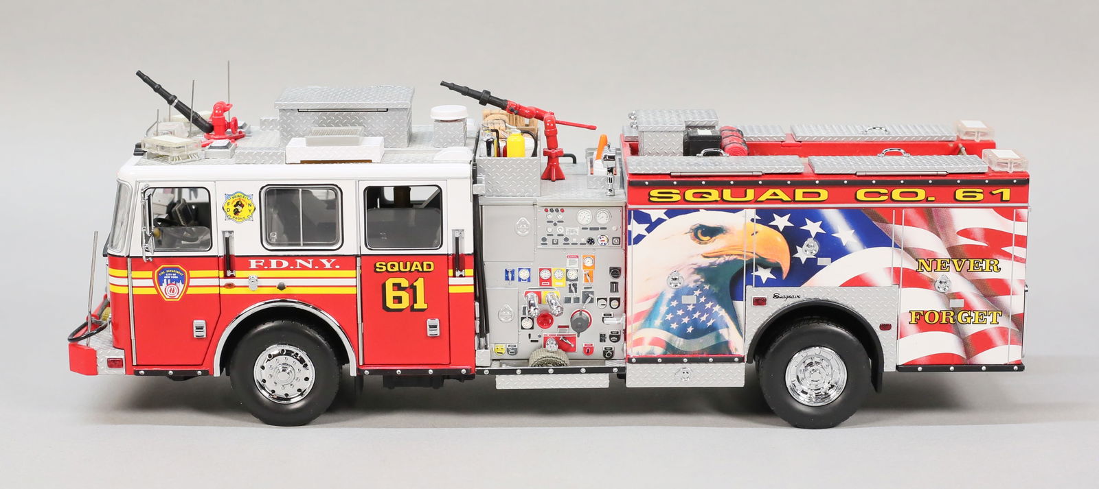 Code 3 1:32 FDNY Squad Seagrave (1 of 4)