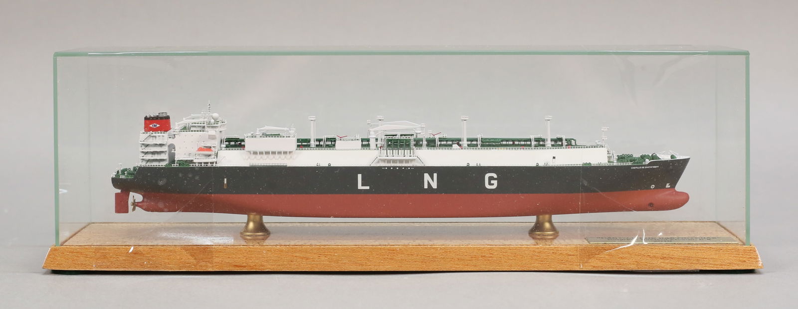 Liquefield Natural Gas Tanker - CSC 107 FHV (1 of 4)