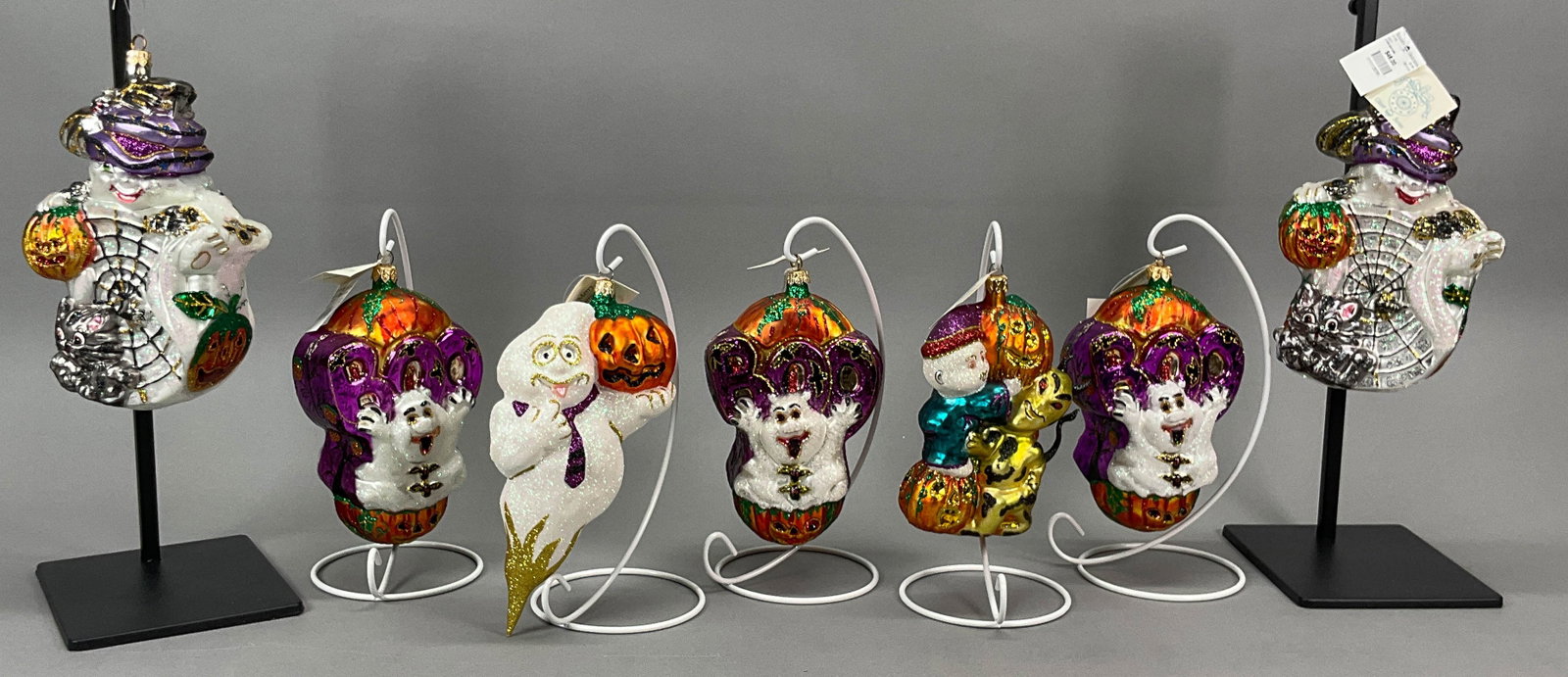 7 Vintage Fraga Halloween Ornaments Ghosts Boo: 7 Vintage Fraga Halloween Ornaments Ghosts Boo 6 with original tags. 1 Lighting the Night 8" 5985 tallest, 1 Pumpkin with Alien 6" smallest, 3 Boo Boo 6" 04198, 2 Web Snatcher 7 1/2" 04191.Some wear a