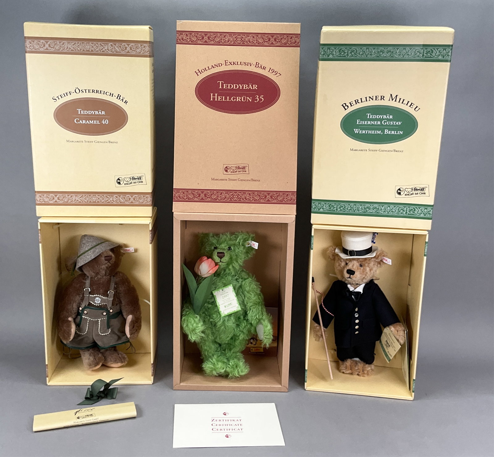 3 Steiff Bears Holland, Berlin, Austria w/Boxes (1 of 18)