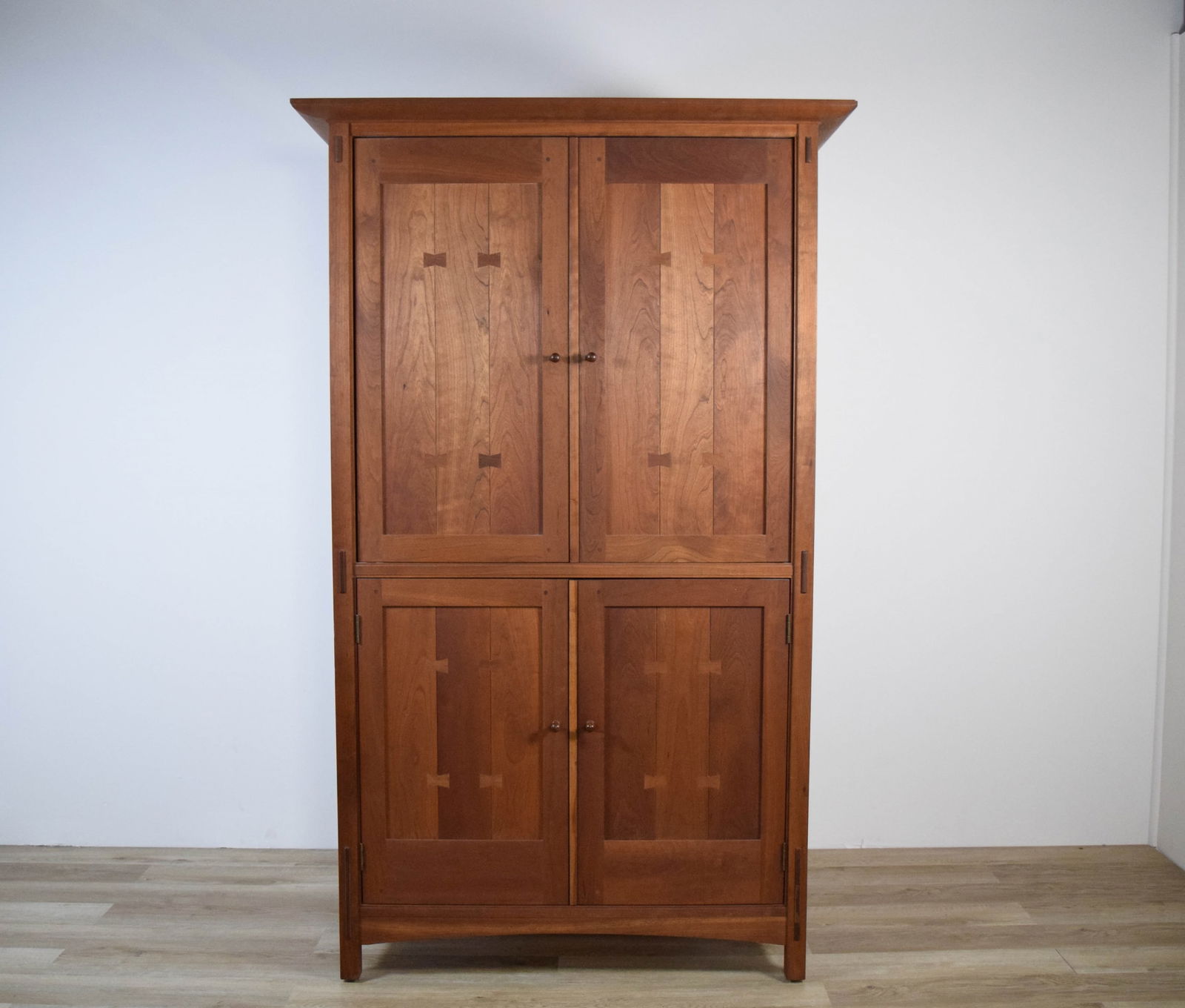 Stickley Arts & Crafts Style Media Cabinet (1 of 15)