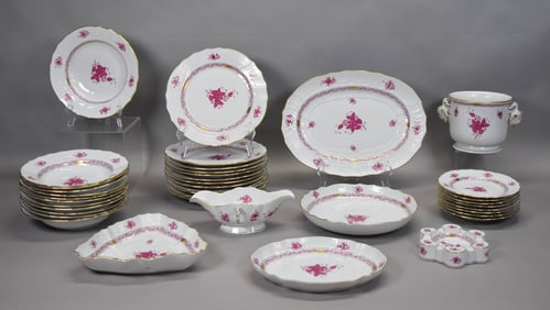 39 Pieces Herend Chinese Bouquet Raspberry