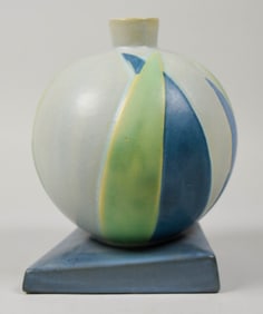 Roseville Pottery Futura Ball Vase Bamboo Leaf