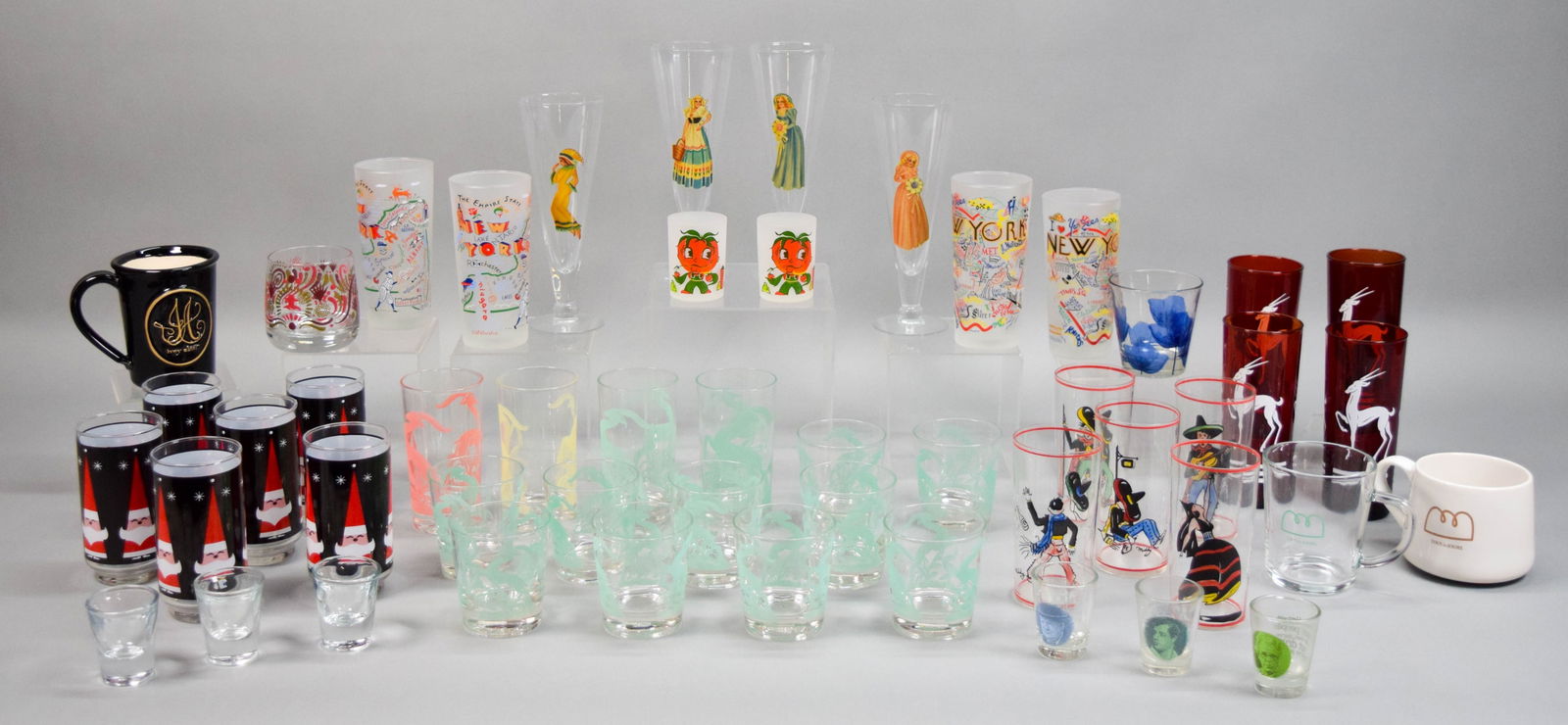 50 Pieces Vintage Glassware & Mugs (1 of 13)
