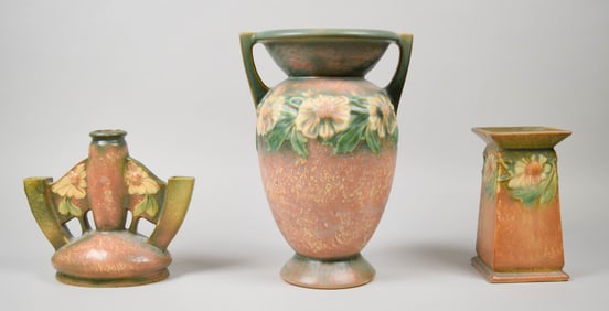 3 Pieces Roseville Pottery Dahlrose Pattern