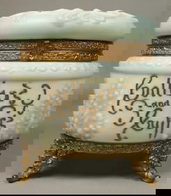 Wave Crest Collars & Cuffs Box