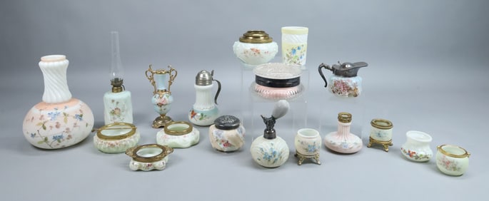 18 Pieces Wave Crest & Other Glass