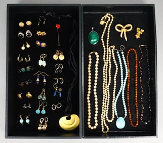 32 Pieces Costume Jewelry MMA Malachite Dior