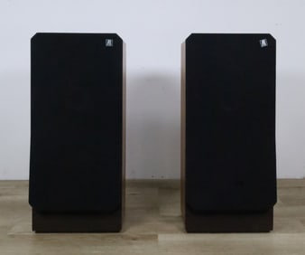 Pair of Teledyne Acoustic Research AR91 Speakers