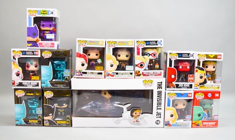 13 Funko Pop! DC Comics Figures