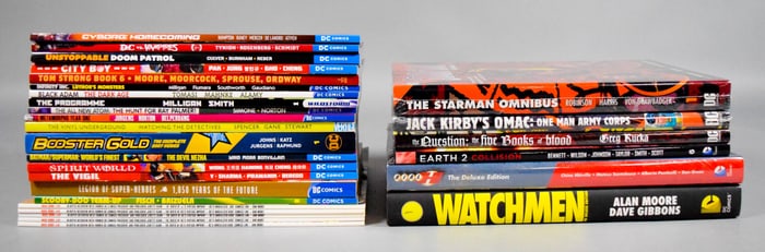 28 DC Comics Books, Back Issues Starman, Watchmen