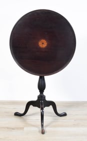 Queen Anne Style Flip-Top Table
