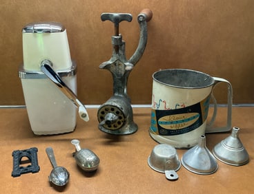 Vintage Kitchen Meat Grinder Ice Crusher